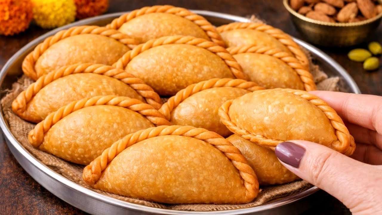 होली स्पेशल: घर पर बनाएं परफेक्ट, कुरकुरी और स्वादिष्ट गुजिया