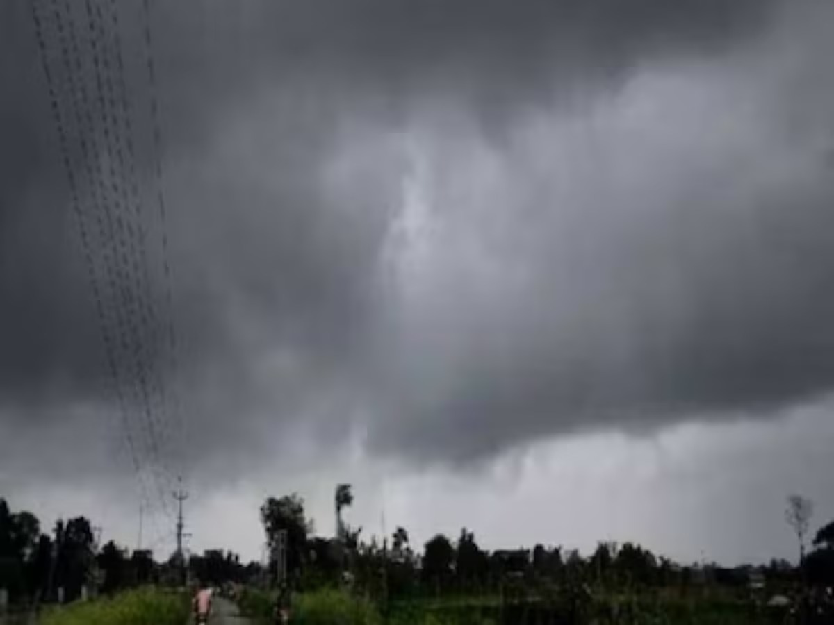 मौसम ने बदला मिजाज, कई इलाकों में गरज और हल्की बारिश की संभावना