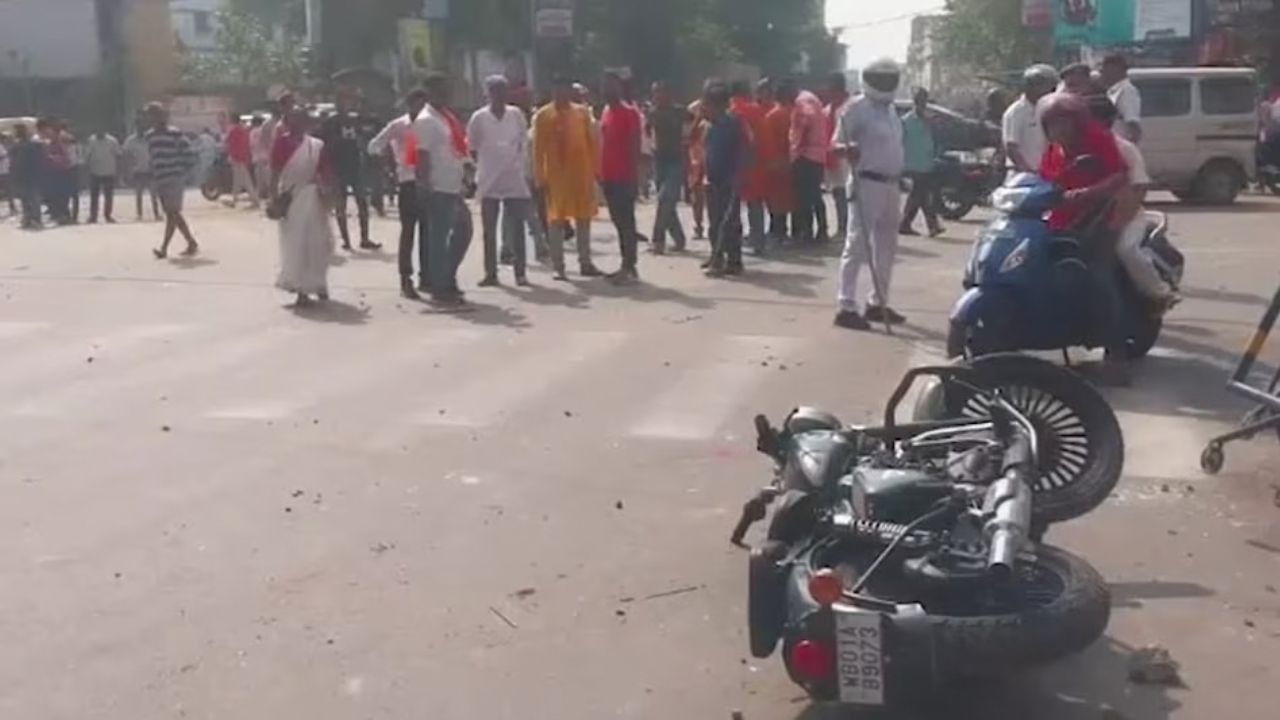 पीएम मोदी रैली से पहले कोलकाता में तनाव, बीजेपी-तृणमूल समर्थकों में झड़प