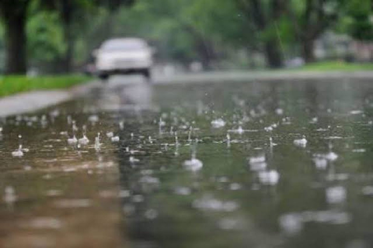 बादल, बारिश और तूफान का ट्रिपल अटैक, बिहार में अलर्ट जारी