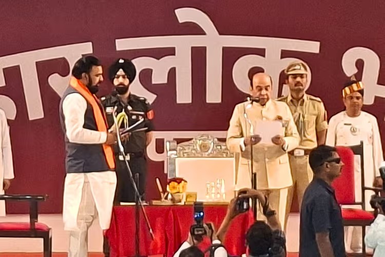 बिहार में सत्ता परिवर्तन, सम्राट चौधरी बने बिहार के 24वें मुख्यमंत्री