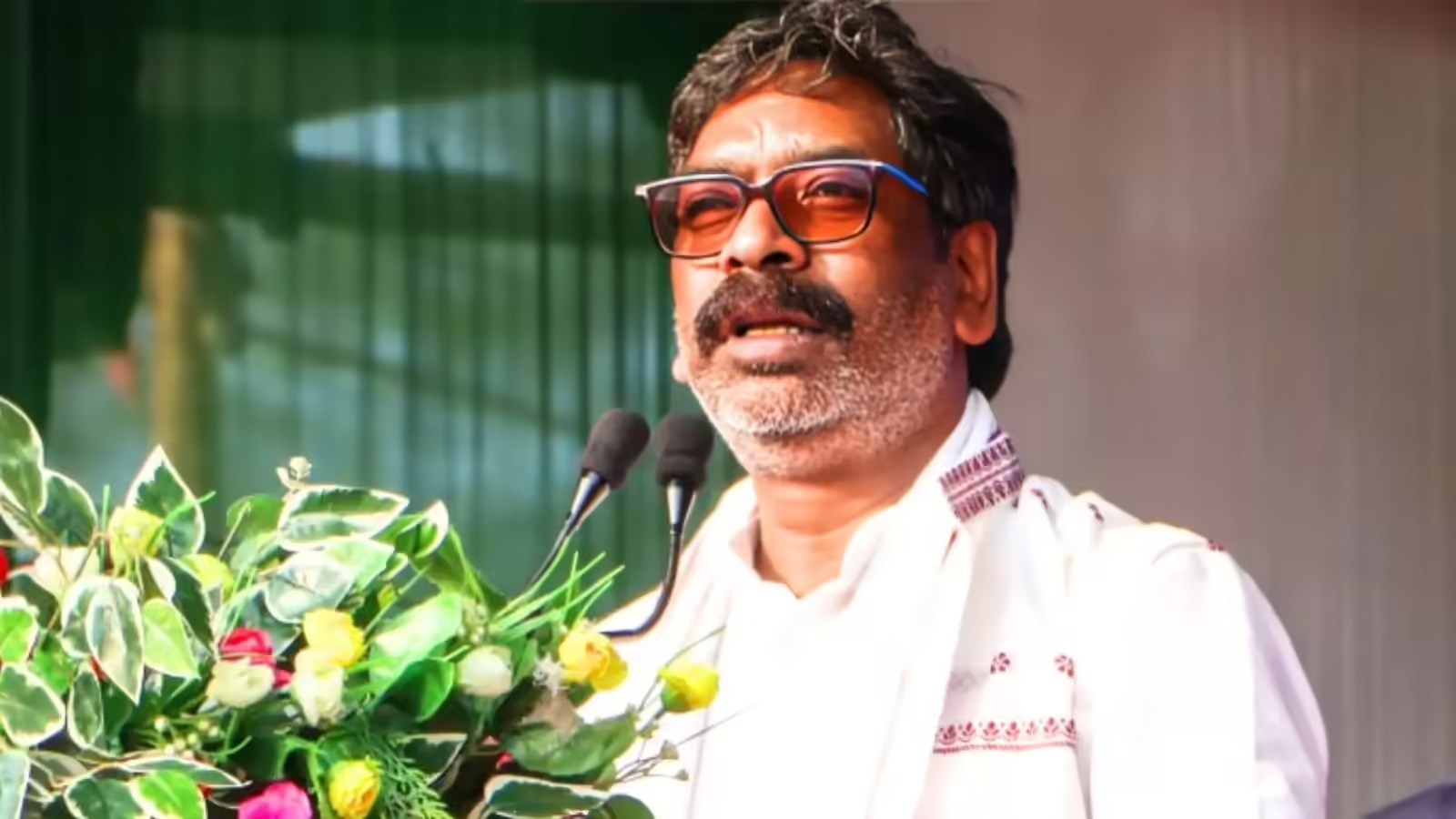 असम में 10 दिन तक चुनावी दौरा, हेमंत सोरेन ने बीजेपी पर साधा निशाना