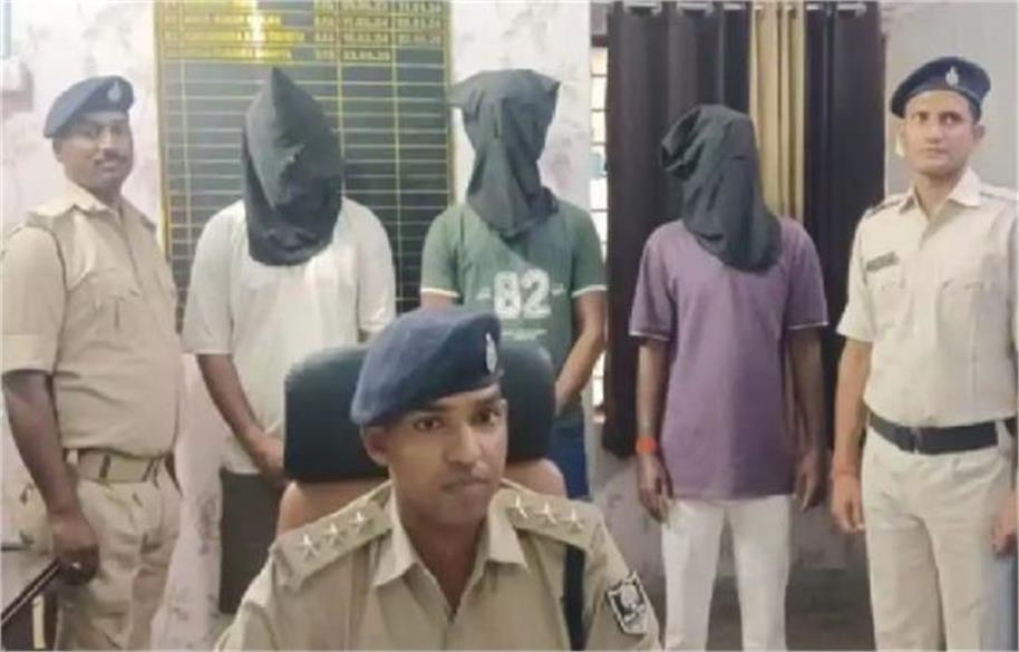 पटना में बड़ा साइबर फ्रॉड रैकेट बेनकाब, प्लेब्वॉय और लोन के नाम पर करोड़ों की ठगी